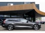 Volvo V60 2.0 B3 Plus Dark|Rijklaar!|PilotAssist|ACC|Camera|Trekhaak|Winterpakket|Carplay|Keyless