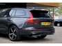 Volvo V60 2.0 B3 Plus Dark|Rijklaar!|PilotAssist|ACC|Camera|Trekhaak|Winterpakket|Carplay|Keyless