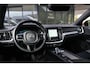 Volvo V60 2.0 B3 Plus Dark|Rijklaar!|PilotAssist|ACC|Camera|Trekhaak|Winterpakket|Carplay|Keyless