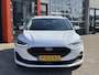 Ford Focus Wagon 1.0 EcoBoost Connected / Stoel, Stuur en Voorruitverwarming / Navi / Applecarplay/Androidauto /