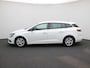 Renault Megane Estate 1.3 TCe Limited | Automaat | Trekhaak | Navigatie | Climate control | Parkeer sensoren | LMV | Bluetooth |