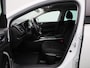 Renault Megane Estate 1.3 TCe Limited | Automaat | Trekhaak | Navigatie | Climate control | Parkeer sensoren | LMV | Bluetooth |