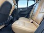 Volvo XC40 2.0 T4 Inscription | Trekhaak | Panoramadak | Keyless Entry | Elektrische Achterklep | Navigatie | 360 Graden Camera | Elektrisch Verstelbare Voorstoelen | BLIS | Cruise Control Adaptief | DAB