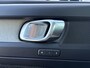 Volvo XC40 2.0 T4 Inscription | Trekhaak | Panoramadak | Keyless Entry | Elektrische Achterklep | Navigatie | 360 Graden Camera | Elektrisch Verstelbare Voorstoelen | BLIS | Cruise Control Adaptief | DAB