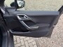 Peugeot 2008 1.2 PureTech Allure [ navi, ecc, pdc, cruise, lmv, trekhaak ]