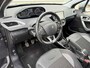 Peugeot 2008 1.2 PureTech Allure [ navi, ecc, pdc, cruise, lmv, trekhaak ]