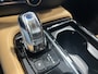 Volvo V60 2.0 T8 Twin Engine AWD Inscription | Navigatie/Android/Apple Carplay | LM Velgen 20" | Voorstoelen Verwarmd | Achteruitrijcamera | Lederen Bekleding | Cruise Control | Airco |