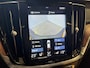 Volvo V60 2.0 T8 Twin Engine AWD Inscription | Navigatie/Android/Apple Carplay | LM Velgen 20" | Voorstoelen Verwarmd | Achteruitrijcamera | Lederen Bekleding | Cruise Control | Airco |