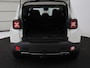 Jeep Renegade 1.4 MultiAir Limited | Panoramadak | Trekhaak | Navigatie | 18'' | Climate control | Bluetooth | Cruise control | Parkeerhulp