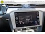 Volkswagen Passat Variant 1.5 TSI Comfortline Business 150pk AUTOMAAT - TREKHAAK - CAMERA - STOELVERWARMING - ADAPT. CRUISE - CARPLAY / ANDORID - NAVI - PARKEERSENSOREN V+A - BLUETOOTH - CLIMA - ELEKTR. KLEP