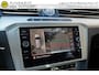 Volkswagen Passat Variant 1.5 TSI Comfortline Business 150pk AUTOMAAT - TREKHAAK - CAMERA - STOELVERWARMING - ADAPT. CRUISE - CARPLAY / ANDORID - NAVI - PARKEERSENSOREN V+A - BLUETOOTH - CLIMA - ELEKTR. KLEP