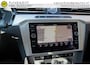 Volkswagen Passat Variant 1.5 TSI Comfortline Business 150pk AUTOMAAT - TREKHAAK - CAMERA - STOELVERWARMING - ADAPT. CRUISE - CARPLAY / ANDORID - NAVI - PARKEERSENSOREN V+A - BLUETOOTH - CLIMA - ELEKTR. KLEP