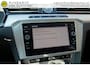 Volkswagen Passat Variant 1.5 TSI Comfortline Business 150pk AUTOMAAT - TREKHAAK - CAMERA - STOELVERWARMING - ADAPT. CRUISE - CARPLAY / ANDORID - NAVI - PARKEERSENSOREN V+A - BLUETOOTH - CLIMA - ELEKTR. KLEP