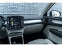 Volvo XC40 1.5 T4 Recharge Inscription Expression | Navigatie | Panoramadak | Lederen bekleding | Adaptieve Cruise Control | 360 Camera | Getint Glas | Dodehoekdetectie | Park Assist | Stuur-/Stoelverwarming Voor + Achter | Harman Kardon Audio | Standkachel