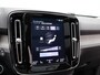 Volvo XC40 1.5 T3 Inscription | Glazen Panoramadak | 360 Graden Camera | Lederen Bekleding | Elektrische Stoelen met Geheugen | Harman en Kardon Audio | Dodehoekbewaking | Achterstoelen Verwarmd | Elektrisch Wegklapbare Trekhaak | Elektrische Kofferklep