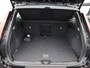 Volvo XC40 1.5 T3 Inscription | Glazen Panoramadak | 360 Graden Camera | Lederen Bekleding | Elektrische Stoelen met Geheugen | Harman en Kardon Audio | Dodehoekbewaking | Achterstoelen Verwarmd | Elektrisch Wegklapbare Trekhaak | Elektrische Kofferklep