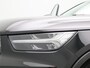 Volvo XC40 1.5 T3 Inscription | Glazen Panoramadak | 360 Graden Camera | Lederen Bekleding | Elektrische Stoelen met Geheugen | Harman en Kardon Audio | Dodehoekbewaking | Achterstoelen Verwarmd | Elektrisch Wegklapbare Trekhaak | Elektrische Kofferklep
