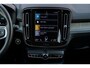 Volvo XC40 1.5 T3 Inscription | Achteruitrijcamera | Parkeersensoren | Lederen Bekleding | Keyless Entry | Elektrische Achterklep | Navigatie | Stoelverwarming