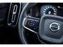 Volvo XC40 1.5 T3 Inscription | Achteruitrijcamera | Parkeersensoren | Lederen Bekleding | Keyless Entry | Elektrische Achterklep | Navigatie | Stoelverwarming