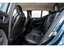 Volvo XC40 1.5 T3 Inscription | Achteruitrijcamera | Parkeersensoren | Lederen Bekleding | Keyless Entry | Elektrische Achterklep | Navigatie | Stoelverwarming