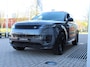 Land Rover Range Rover Sport P460e Momentum Edition PHEV | Charente Grey | clear site binnen spiegel | 23 inch glos black velgen |