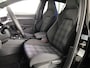 Volkswagen Golf 1.5 eHybrid GTE 272 PK PHEV | SOH 99,73% | Panorama dak | 18"Lm velgen | Trekhaak wegklapbaar | Head up display | Adaptieve demping |
