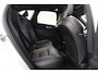 Volvo XC60 2.0 T8 Twin Engine AWD R-Design Luchtvering, Stoelverwarming, Panorama, Apple Carplay,