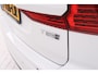 Volvo XC60 2.0 T8 Twin Engine AWD R-Design Luchtvering, Stoelverwarming, Panorama, Apple Carplay,