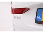 Volvo XC60 2.0 T8 Twin Engine AWD R-Design Luchtvering, Stoelverwarming, Panorama, Apple Carplay,