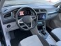 Volkswagen Tiguan 1.5 TSI Elegance / Navigatie / App connect / Camera / Parkeer sensoren V+A / LED / Lichtmetaal 18 inch / **