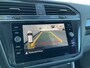 Volkswagen Tiguan 1.5 TSI Elegance / Navigatie / App connect / Camera / Parkeer sensoren V+A / LED / Lichtmetaal 18 inch / **