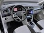 Volkswagen Tiguan 1.5 TSI Elegance / Navigatie / App connect / Camera / Parkeer sensoren V+A / LED / Lichtmetaal 18 inch /