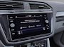 Volkswagen Tiguan 1.5 TSI Elegance / Navigatie / App connect / Camera / Parkeer sensoren V+A / LED / Lichtmetaal 18 inch /