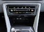 Volkswagen Tiguan 1.5 TSI Elegance / Navigatie / App connect / Camera / Parkeer sensoren V+A / LED / Lichtmetaal 18 inch /