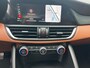 Alfa Romeo Giulia * Veloce pack * Stoel + Stuur verwarming* 100% Onderhouden *