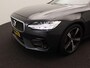Volvo V90 2.0 T4 Inscription | Apple Carplay/Android Auto | Achteruitrijcamera | Trekhaak | Cruise Control | Lichtmetalen Velgen |