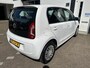 Volkswagen Up! 1.0 take up! BlueMotion /Nieuwe apk bij aflevering/Airco/Navi/5drs/All season