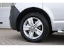Volkswagen Transporter 2.0 TDI 110pk L2H1 DC 28 Comfortline | App-Connect Navigatie | Cruise Control | Achteruitrijcamera | Trekhaak | 17"Lichtmetalen Velgen