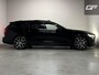 Volvo V60 2.0 T8 Plug-in hybrid AWD Polestar Engineered B&W