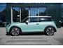 MINI Cooper S Mini 2.0 Classic M l Panorama dak l 18 inch velgen l Head-up Display l Ocean Wave Green l achteruitrijcamera l Extra getint glas l
