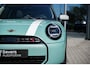 MINI Cooper S Mini 2.0 Classic M l Panorama dak l 18 inch velgen l Head-up Display l Ocean Wave Green l achteruitrijcamera l Extra getint glas l