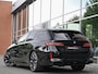 BMW 5-Serie Touring 530e M-Sport+Pro M-Zetels B&W Pano Head-Up Carbon Iconic Keyless Camera Drive-A+ VOL!