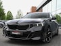 BMW 5-Serie Touring 530e M-Sport+Pro M-Zetels B&W Pano Head-Up Carbon Iconic Keyless Camera Drive-A+ VOL!