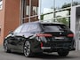 BMW 5-Serie Touring 530e M-Sport+Pro M-Zetels B&W Pano Head-Up Carbon Iconic Keyless Camera Drive-A+ VOL!