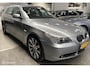 BMW 5-Serie Touring 530xi Automaat - Leder - Panorama - Luxe