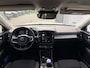Volvo XC40 1.5 T5 Recharge Business Pro | Plug-in Hybrid ((PHEV) | Trekhaak | Stoelverwarming voor en achter | Achteruitrijcamera | Parkeersensoren | Navigatie | Apple Carplay | Android Auto | BLIS | Cruise Control Adaptief | Elektrische Achterklep