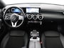 Mercedes-Benz A-klasse 180 Advantage | Stoelverwarming | Carplay | Half leder | Widescreen | Navigatie | Park Assist | Full LED | DAB | Camera | Navigatie | Climate control | Cruise control | Bluetooth