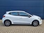 Renault Clio 1.0 TCe 90pk Equilibre | Cruise Control | Apple Carplay/Android Auto | Airco | Parkeersensoren | All Season Banden |