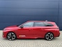 Peugeot 308 Sw Hybrid 145pk e-DCS6 GT | Navigatie | 360 camera | Apple Carplay/Android Auto | Climate control | Cruise control | Nieuw model |