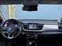 Kia Stonic 1.0 T-GDi 120pk DynamicLine | All Season Banden | Navigatie | Parkeer Sensoren | Achteruitrij Camera | Apple Carplay & Android Auto